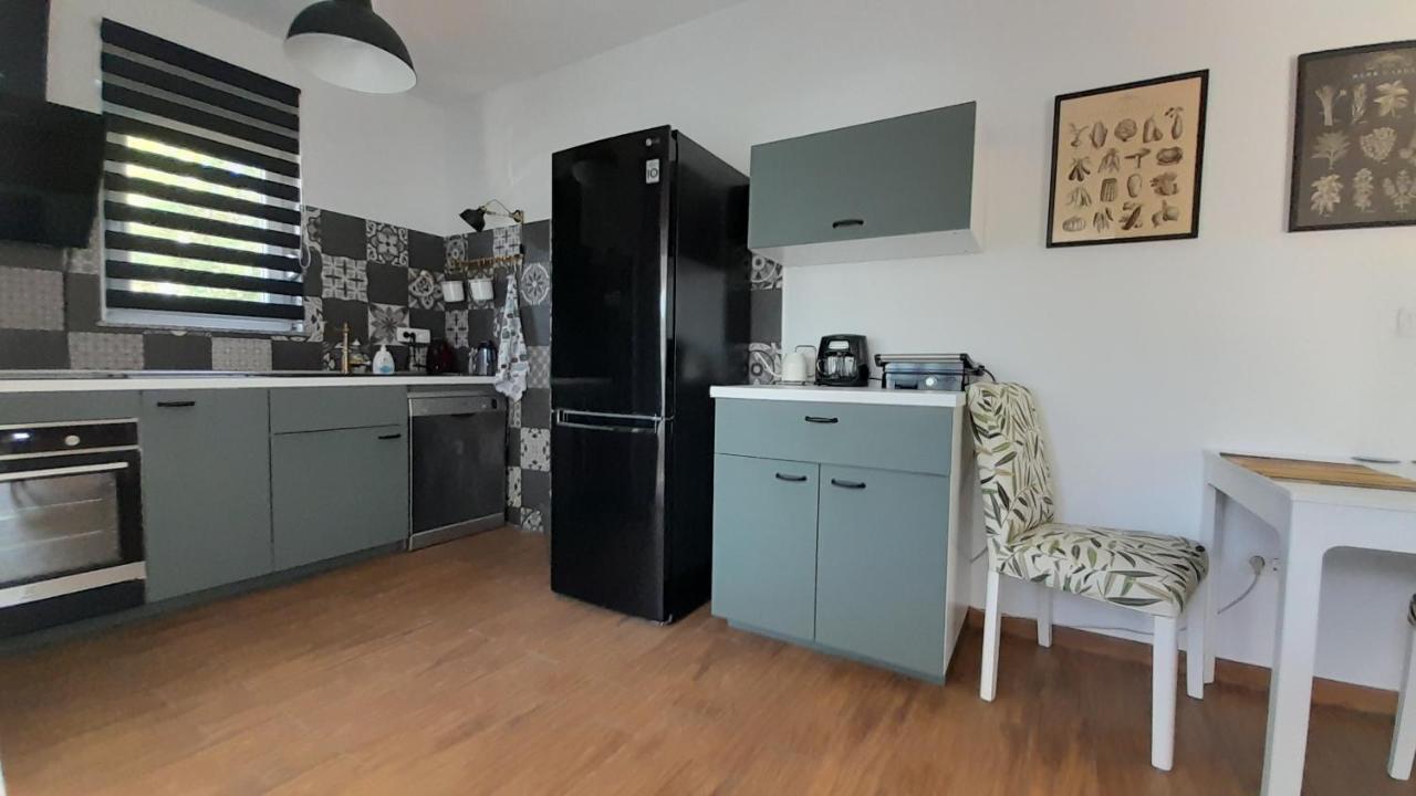 Apartments & Room Danijel Pinezići 외부 사진