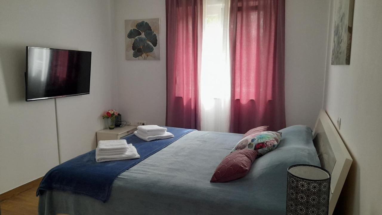 Apartments & Room Danijel Pinezići 외부 사진