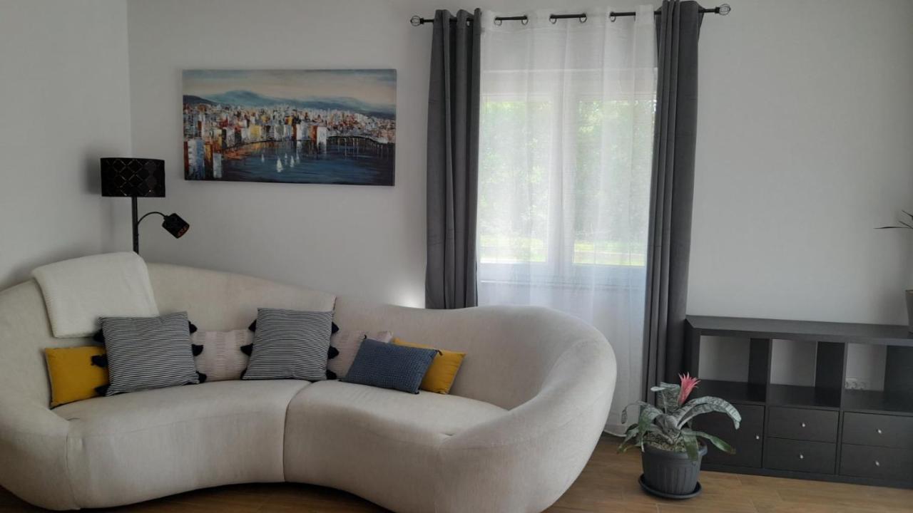 Apartments & Room Danijel Pinezići 외부 사진
