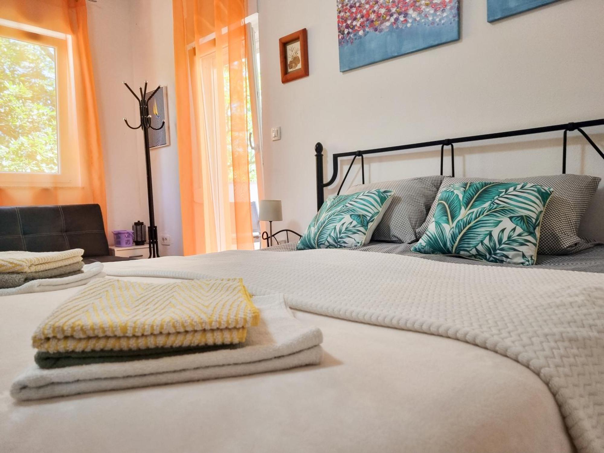 Apartments & Room Danijel Pinezići 외부 사진