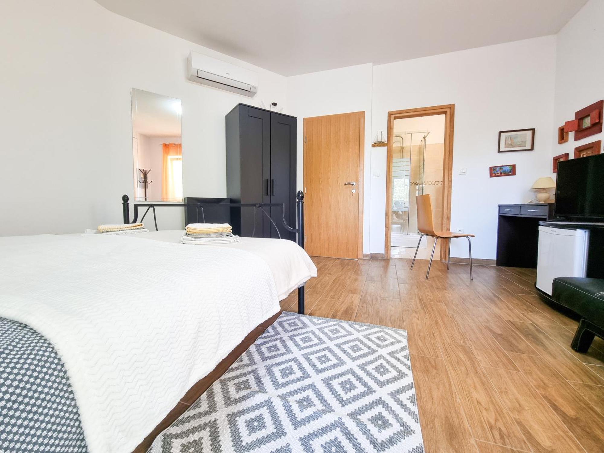 Apartments & Room Danijel Pinezići 외부 사진